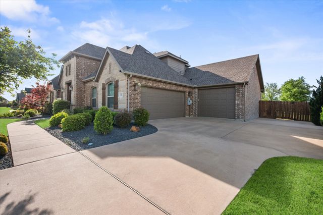 312 Equestrian Drive, Waxahachie, TX 75165