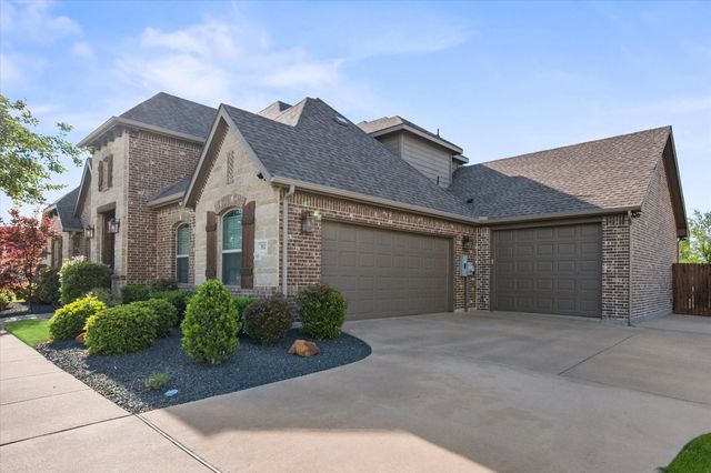 312 Equestrian Drive, Waxahachie, TX 75165