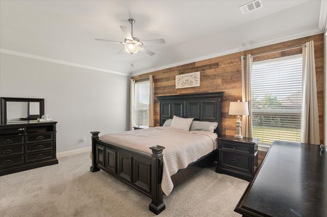 312 Equestrian Drive, Waxahachie, TX 75165