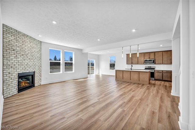 3612 Great Windsor Lane, Green, OH 44685