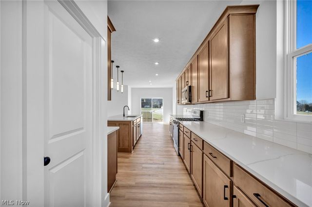 3612 Great Windsor Lane, Green, OH 44685