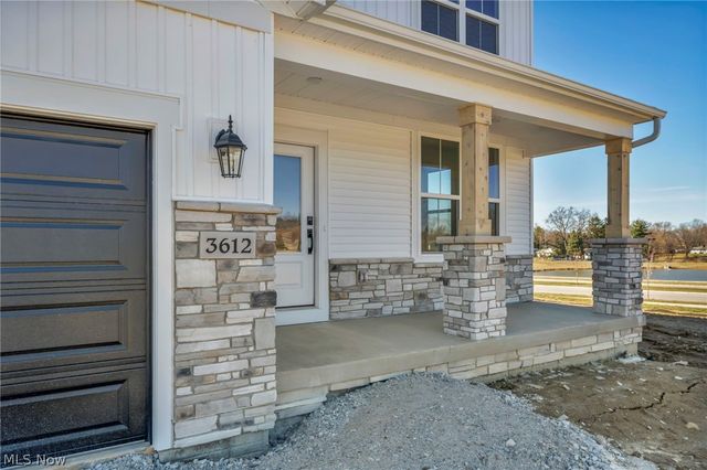 3612 Great Windsor Lane, Green, OH 44685