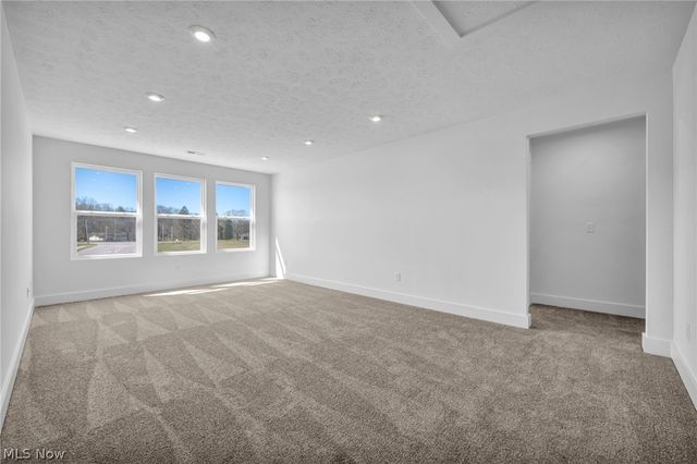 3612 Great Windsor Lane, Green, OH 44685