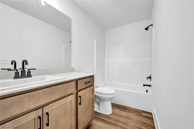 3612 Great Windsor Lane, Green, OH 44685