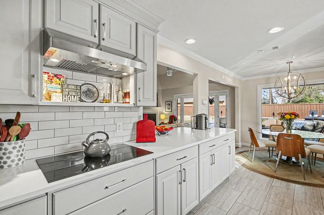 3538 Mercury Drive, Grapevine, TX 76051