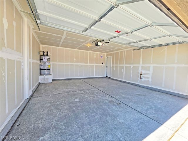710 East Huyana Wind Drive, Pahrump, NV 89048
