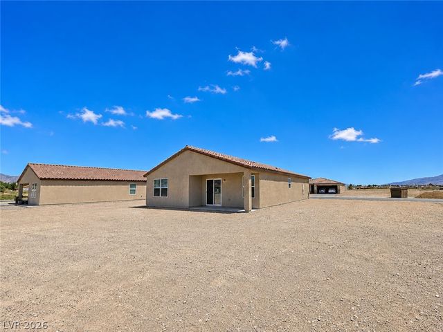 710 East Huyana Wind Drive, Pahrump, NV 89048