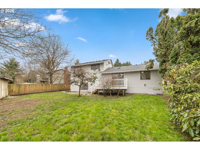 195 Nw PHYLLIS Ct, Gresham, OR 97030