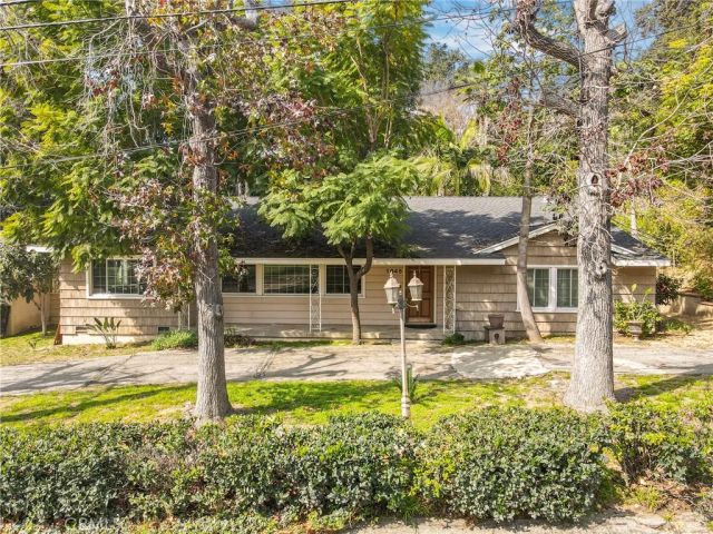 1045 Sierra Madre Villa, Pasadena, CA 91107