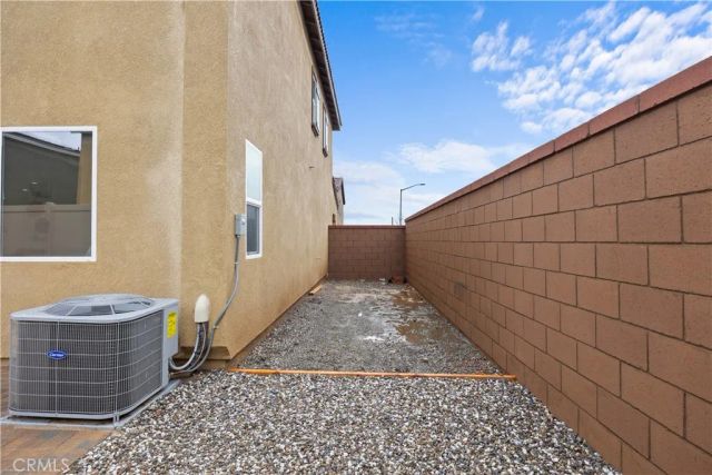 2168 REDWOOD Lane, Banning, CA 92220
