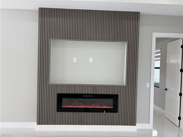 213 Kismet PKWY E, Cape Coral, FL 33909