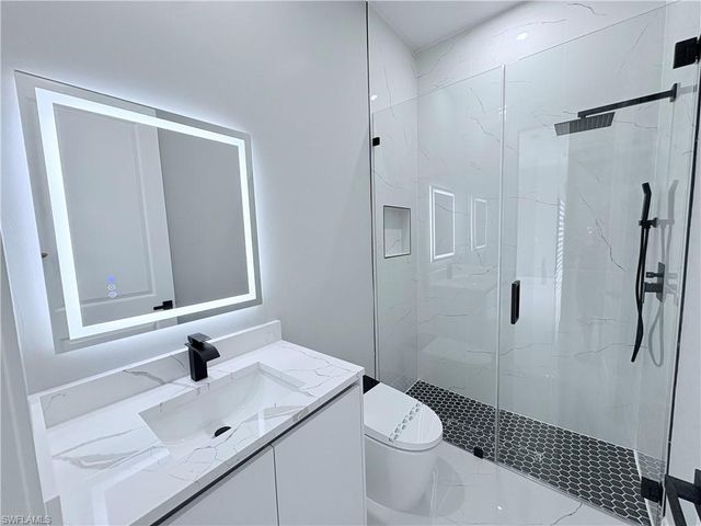 213 Kismet PKWY E, Cape Coral, FL 33909