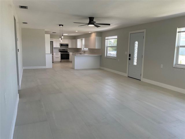 14181 E PARSLEY DRIVE, Madeira Beach, FL 33708