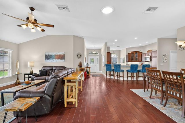 1583 LEMON LOOP, The Villages, FL 32163