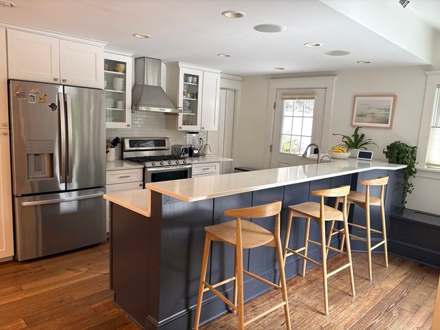 91 Eliot St, Brookline, MA 02467