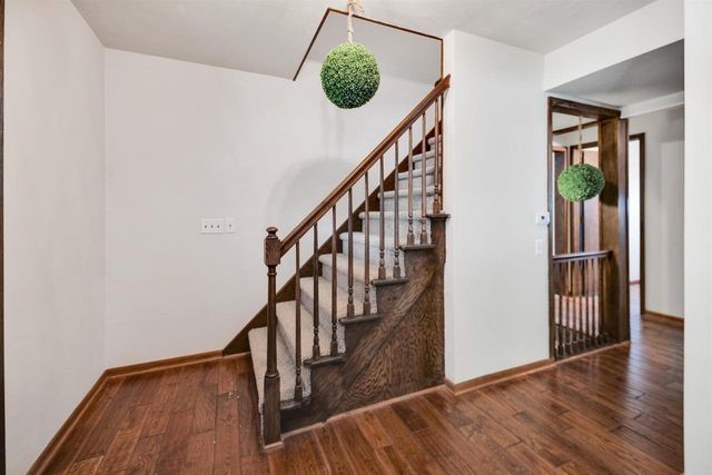 1289 Crossing Ridge Trail, Sun Prairie, WI 53590