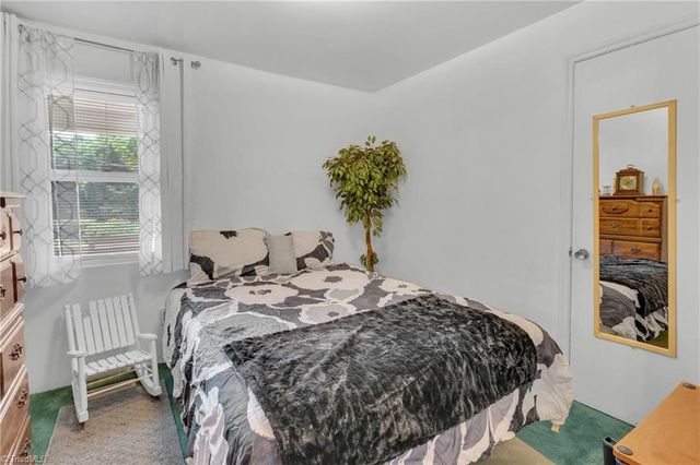 7121 Ridge Road, Tobaccoville, NC 27050