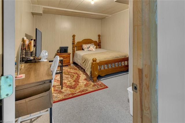 7121 Ridge Road, Tobaccoville, NC 27050