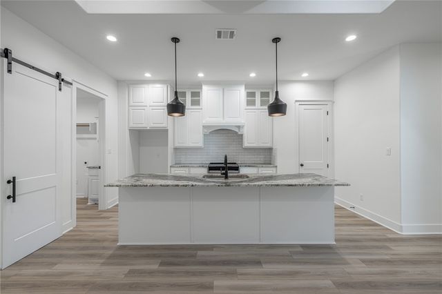 5045 Mooney Falls Drive, Bryan, TX 77802