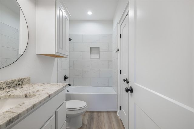5045 Mooney Falls Drive, Bryan, TX 77802