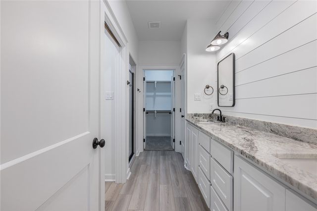 5045 Mooney Falls Drive, Bryan, TX 77802
