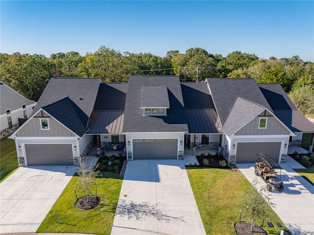 5045 Mooney Falls Drive, Bryan, TX 77802
