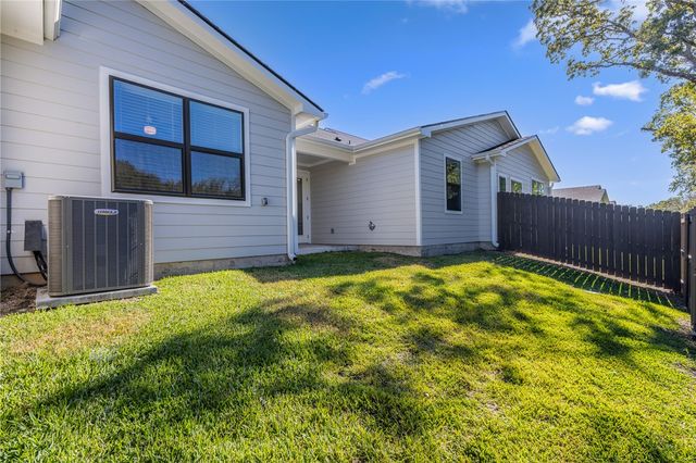 5045 Mooney Falls Drive, Bryan, TX 77802