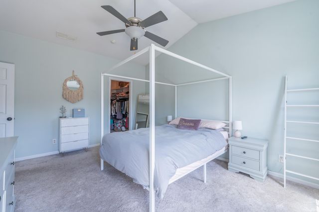 3705 E Barrington Dr Apt 206, Bloomington, IN 47408