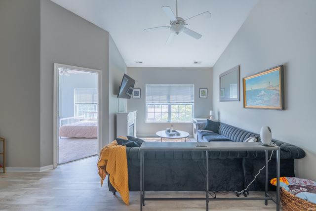 3705 E Barrington Dr Apt 206, Bloomington, IN 47408