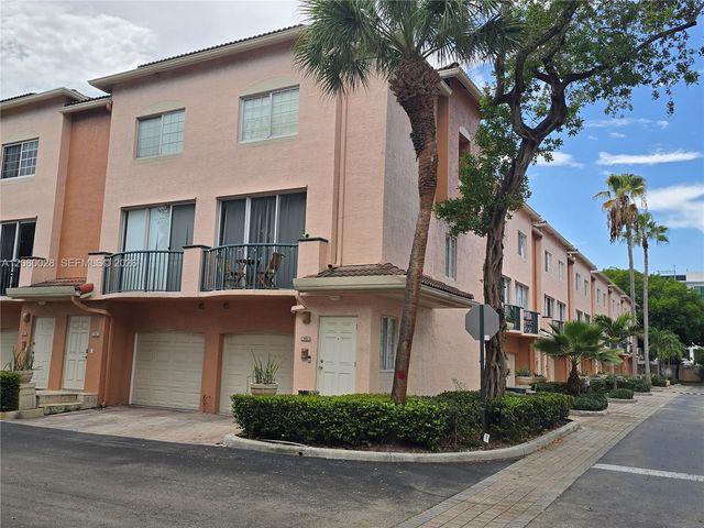 2107 SE 10th Avenue 818, Fort Lauderdale, FL 33316