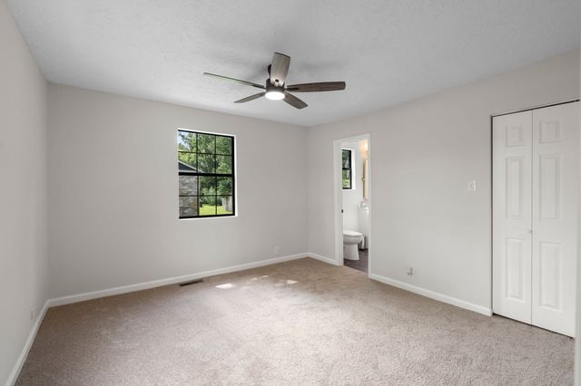 698 Chambers St, Gallatin, TN 37066