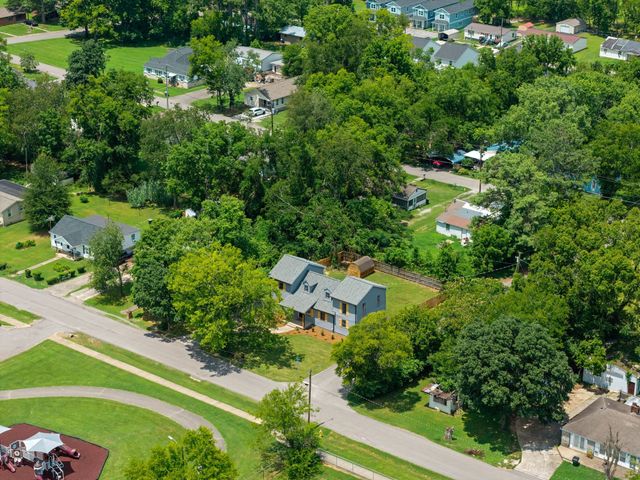 698 Chambers St, Gallatin, TN 37066
