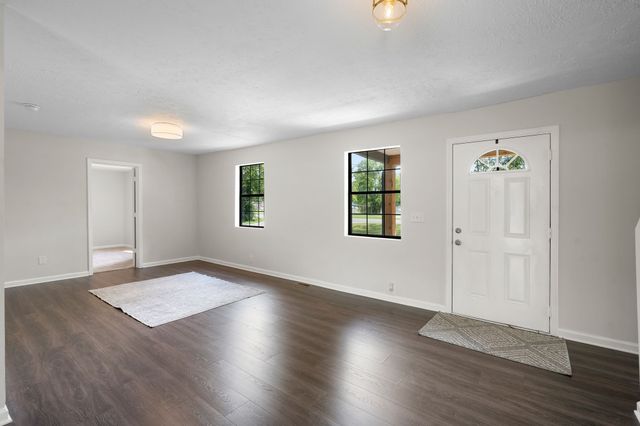 698 Chambers St, Gallatin, TN 37066