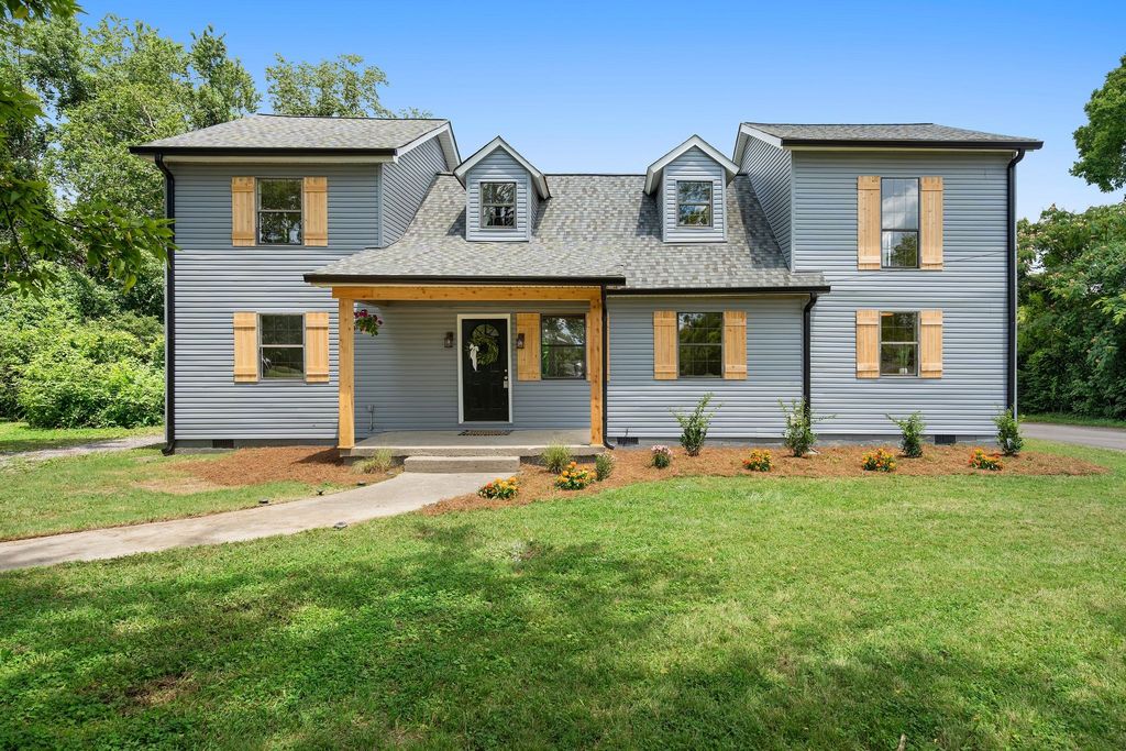 698 Chambers St, Gallatin, TN 37066