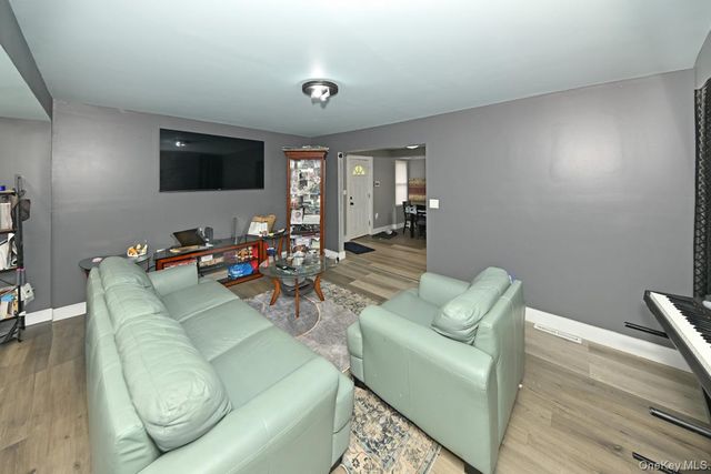 19 Beverly Trail, Monroe, NY 10950
