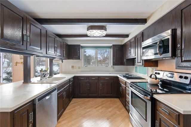 18 Edgewood Drive, Seneca Falls, NY 13148