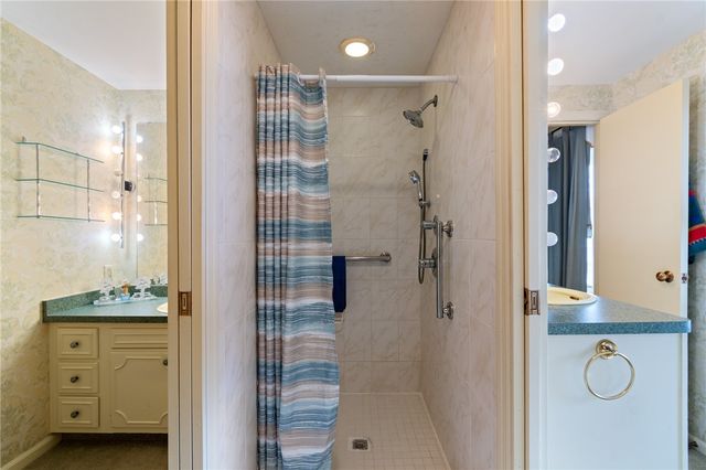 18 Edgewood Drive, Seneca Falls, NY 13148