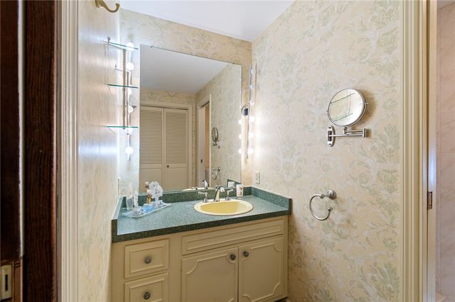 18 Edgewood Drive, Seneca Falls, NY 13148