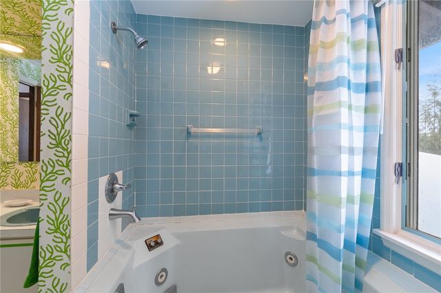 18 Edgewood Drive, Seneca Falls, NY 13148