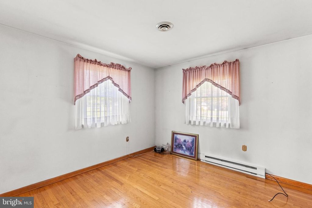 Image 15 of property listing at 3927 FEDERAL HILL RD, Jarrettsville, MD 21084
