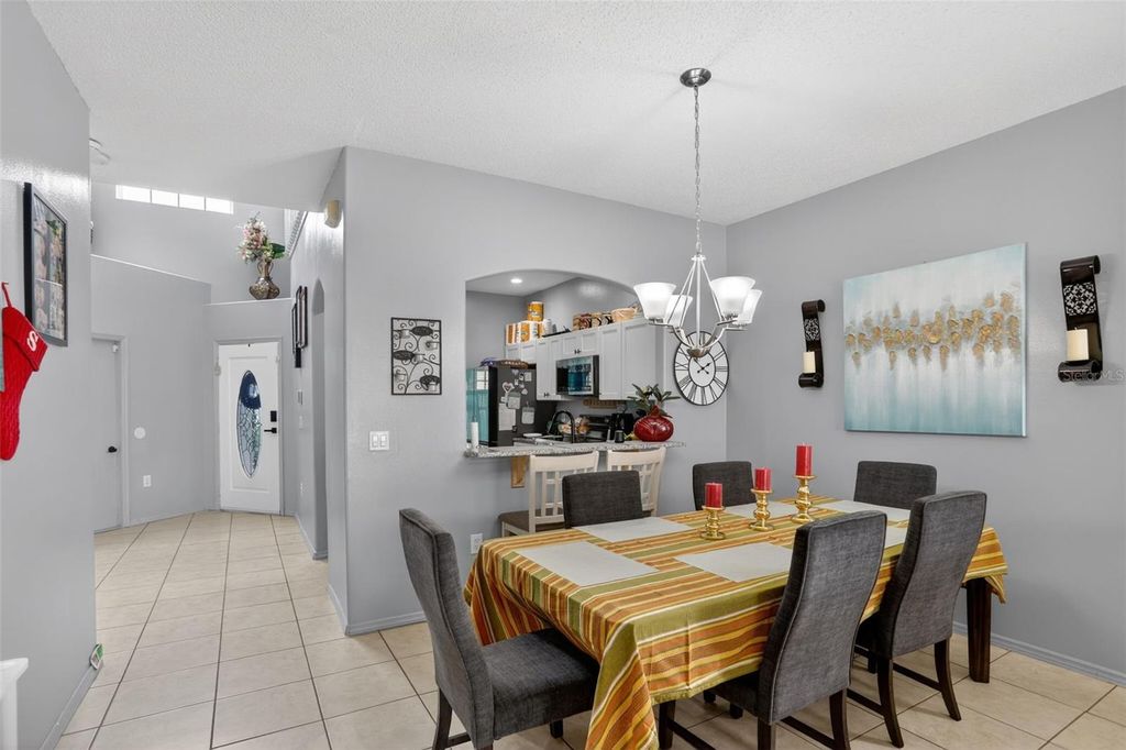 Image 13 of property listing at 1348 HEATHER LAKE DRIVE, Orlando, FL 32824