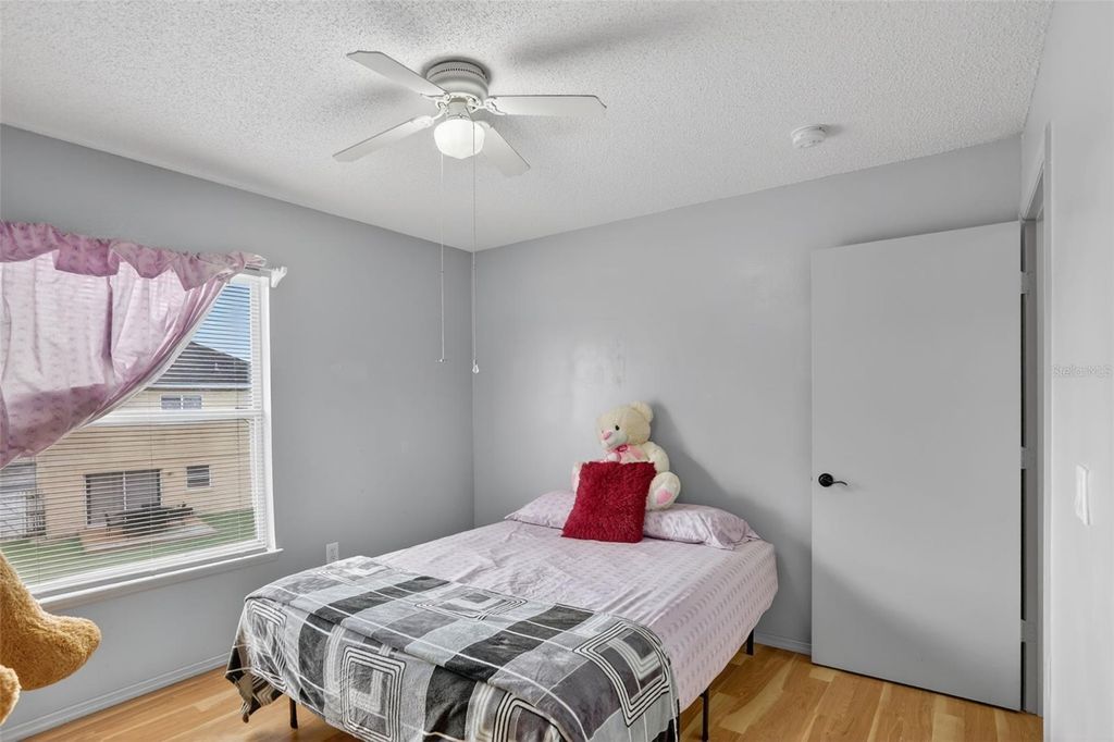 Image 25 of property listing at 1348 HEATHER LAKE DRIVE, Orlando, FL 32824