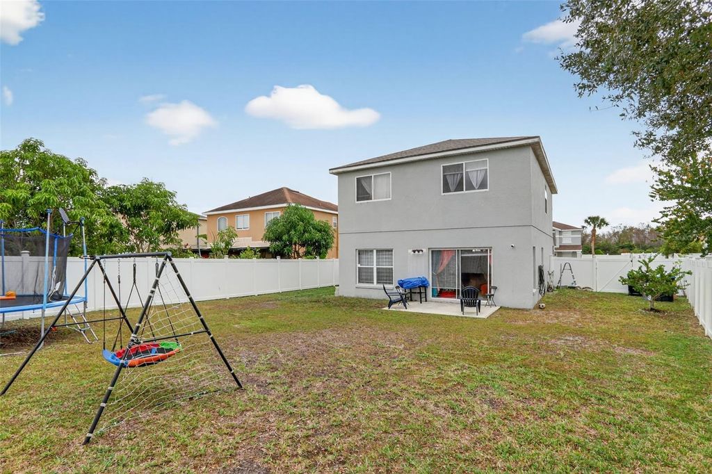 Image 30 of property listing at 1348 HEATHER LAKE DRIVE, Orlando, FL 32824