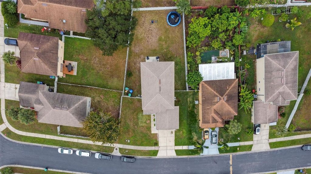 Image 35 of property listing at 1348 HEATHER LAKE DRIVE, Orlando, FL 32824