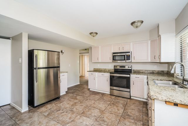 7516 Four Winds Drive, Fort Worth, TX 76133