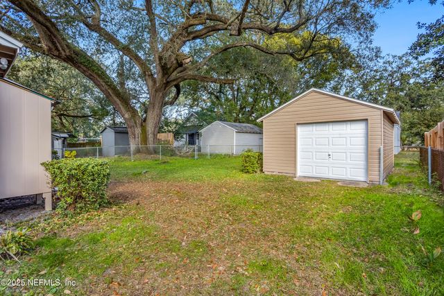 3339 SYLVIA Street, Jacksonville, FL 32207