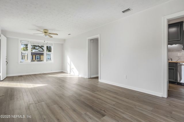 3339 SYLVIA Street, Jacksonville, FL 32207
