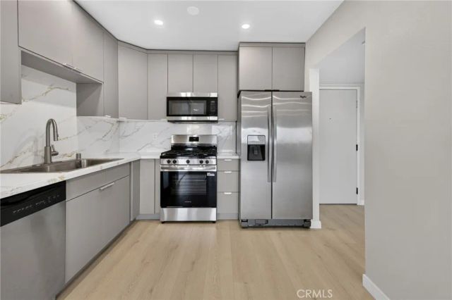 310 N Jackson Street 326, Glendale, CA 91206