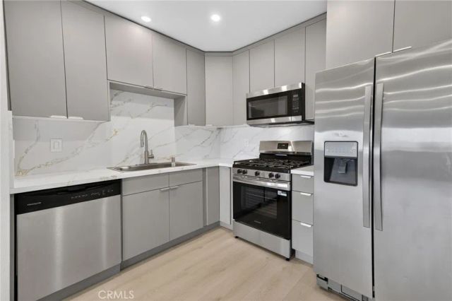 310 N Jackson Street 326, Glendale, CA 91206