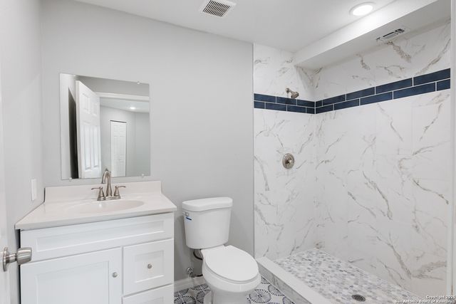 322 Glamis, San Antonio, TX 78223